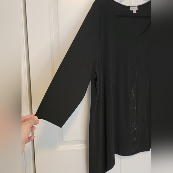 Avenue Women's Plus Black Tunic with Drape Hemline Gem Studded Neckline - 22/24 - Picture 5 of 10